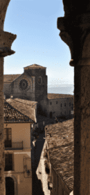 Visite o Vilarejo de Altomonte na Calábria